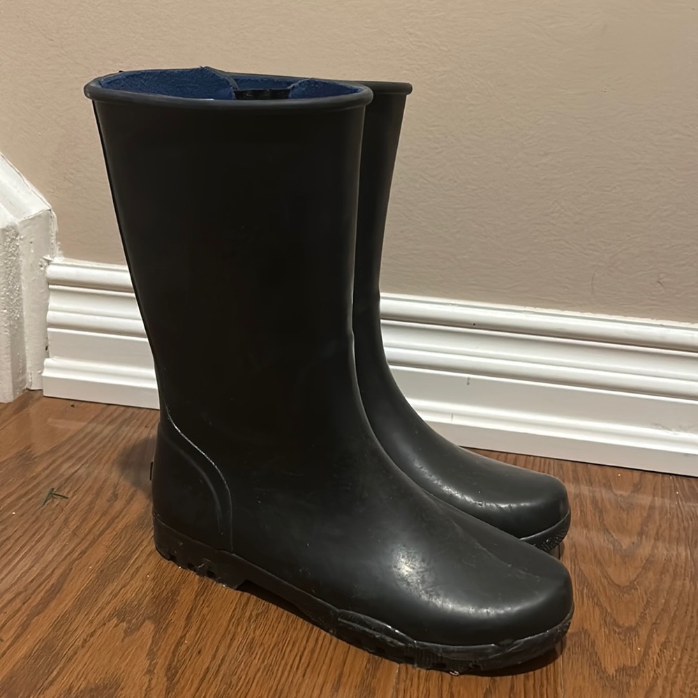 Sperry Black Women's Tall Rain Boots with Navy Lining